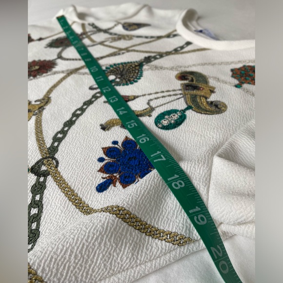 Zara Basic Top. Holiday theme. Size M - Picture 2 of 8